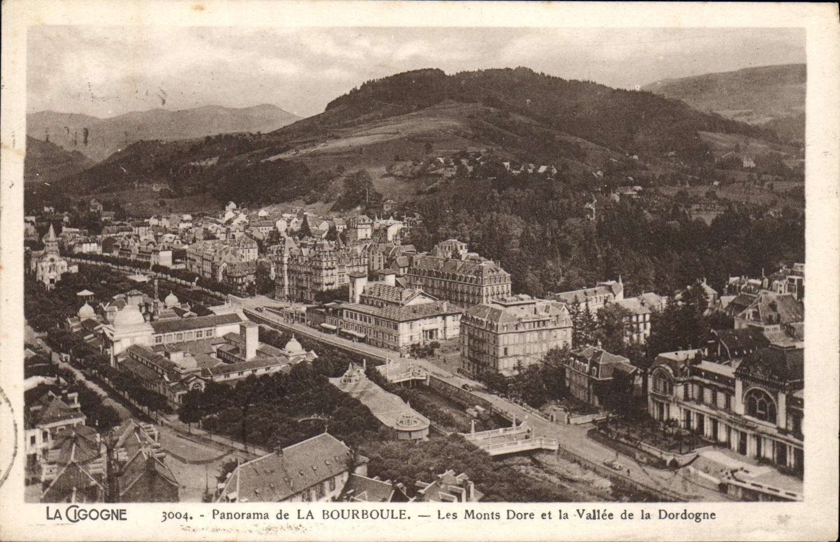 La Bourboule — Panorama de La Bourboule — Les Monts Dore et la Vallée de la Dordogne — La Cigogne, n°3004