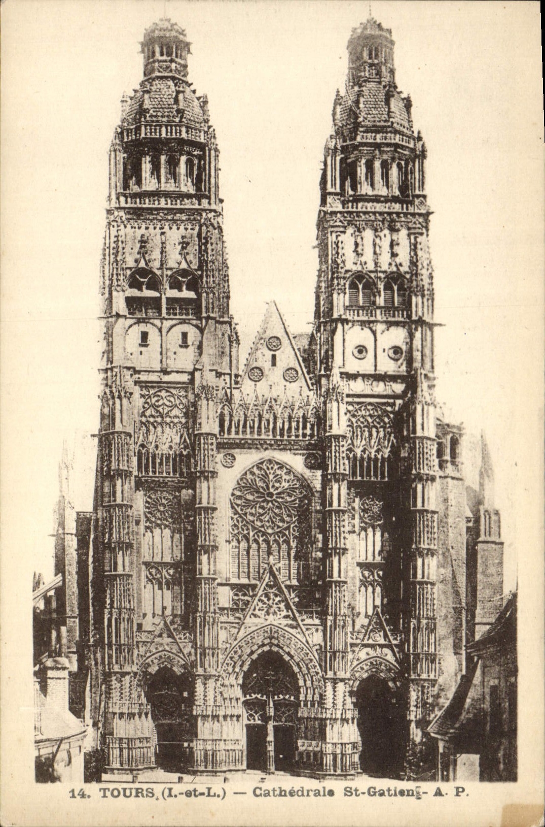 CPA Tours Cathedrale St Gatien 