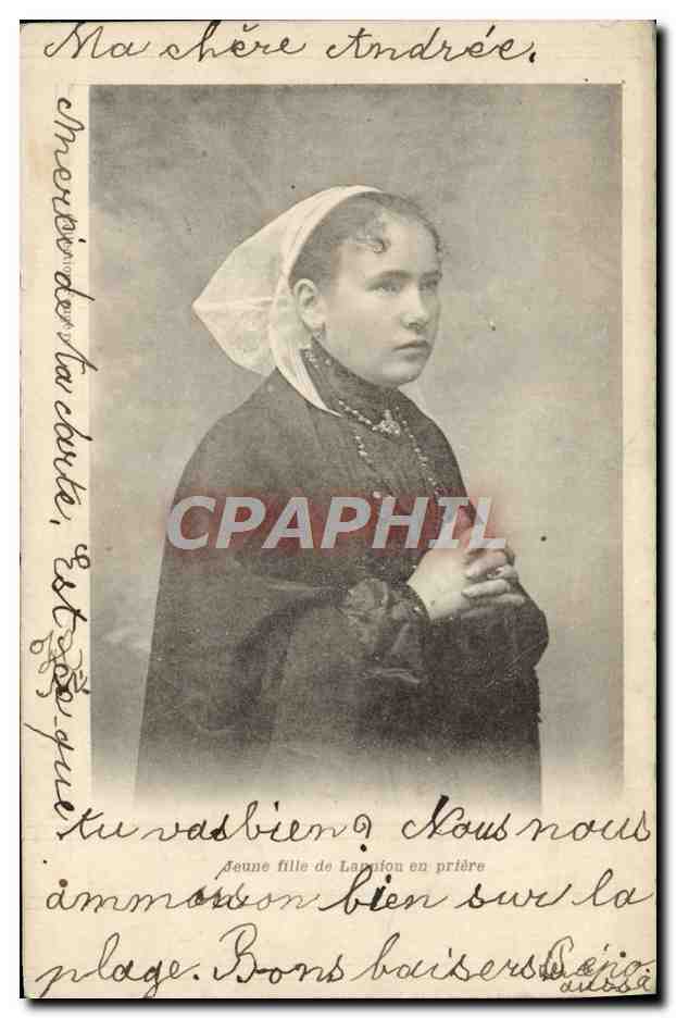 Jeune fille de Lampon en prière — carte postale avec texte manuscrit