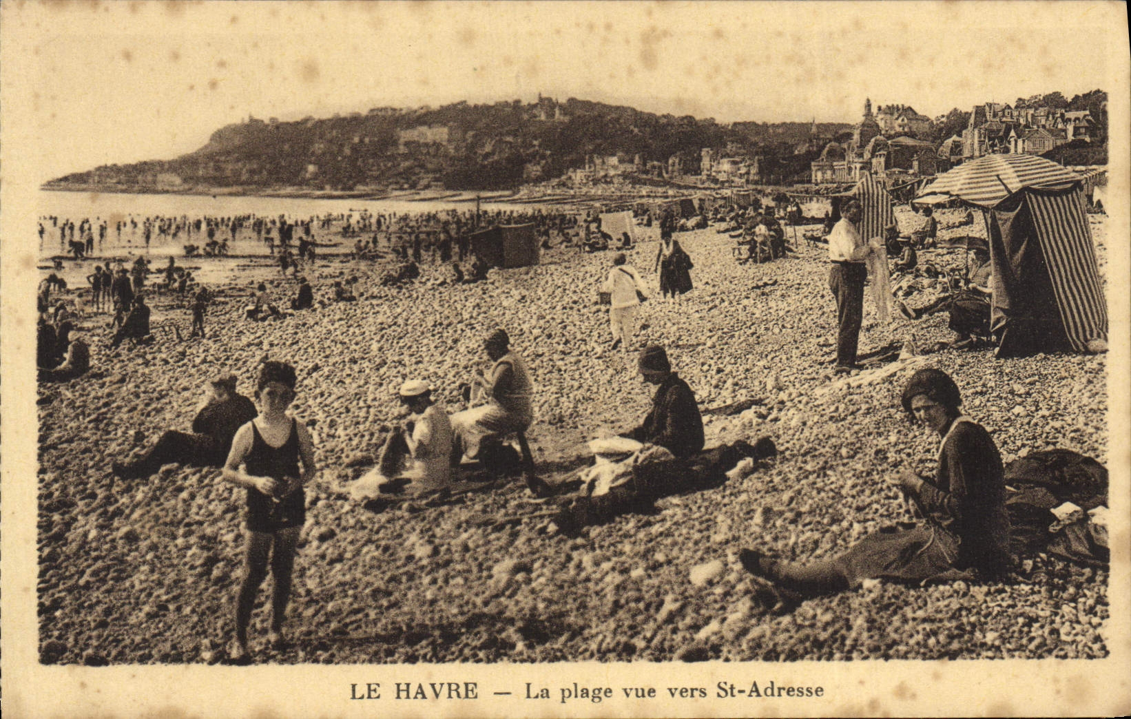 CPA Le Havre La Plage vue vers Saint Adresse