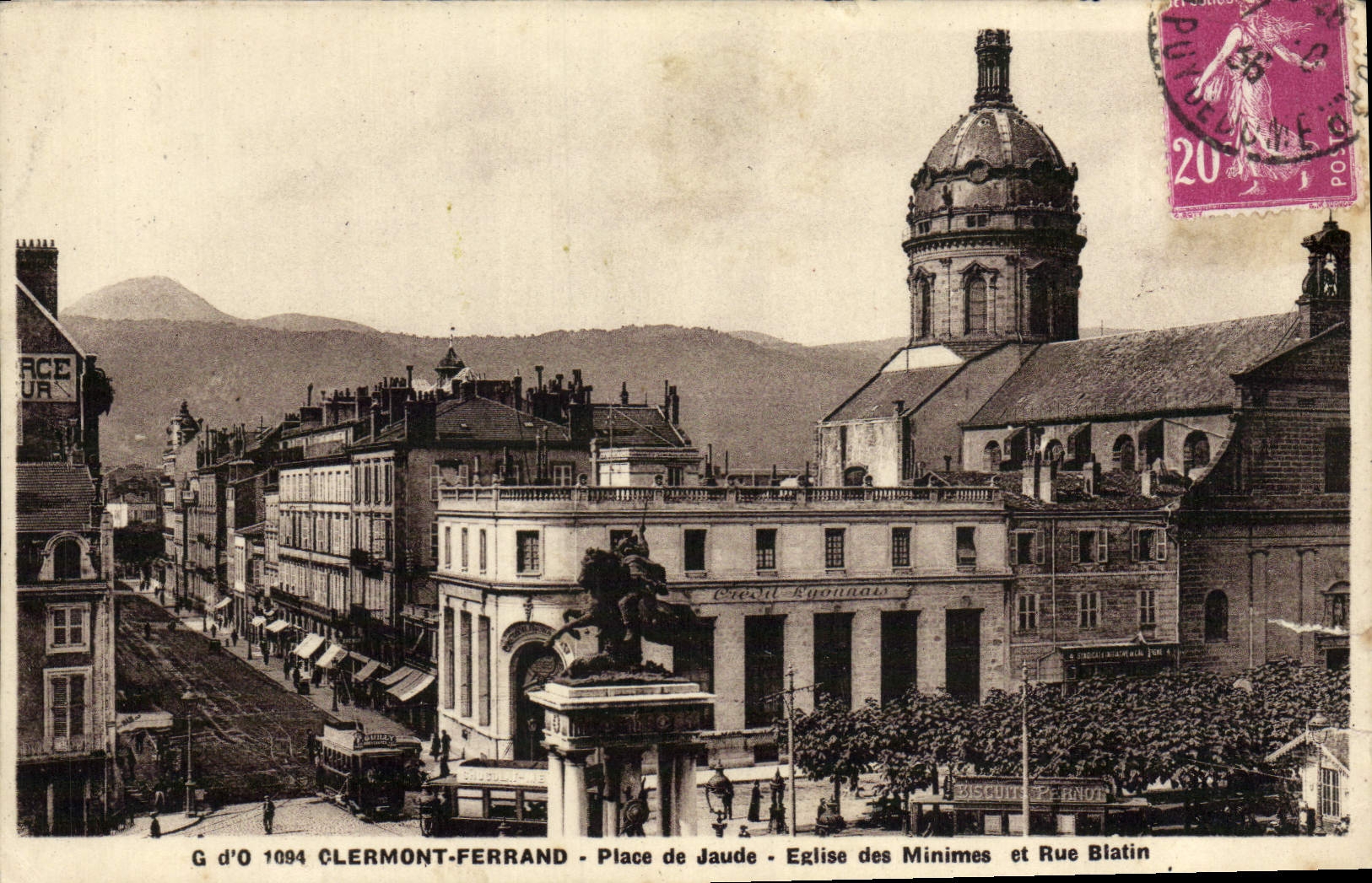 CPA Clermont Ferrand Place de Jaude Eglise des Minimes et Rue Blatin Vercingetorix