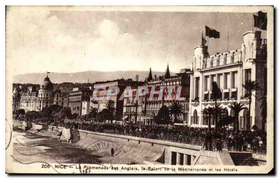 CPA Nice La Promenade des Anglais le Palais de la Mediterranee et les hotels
