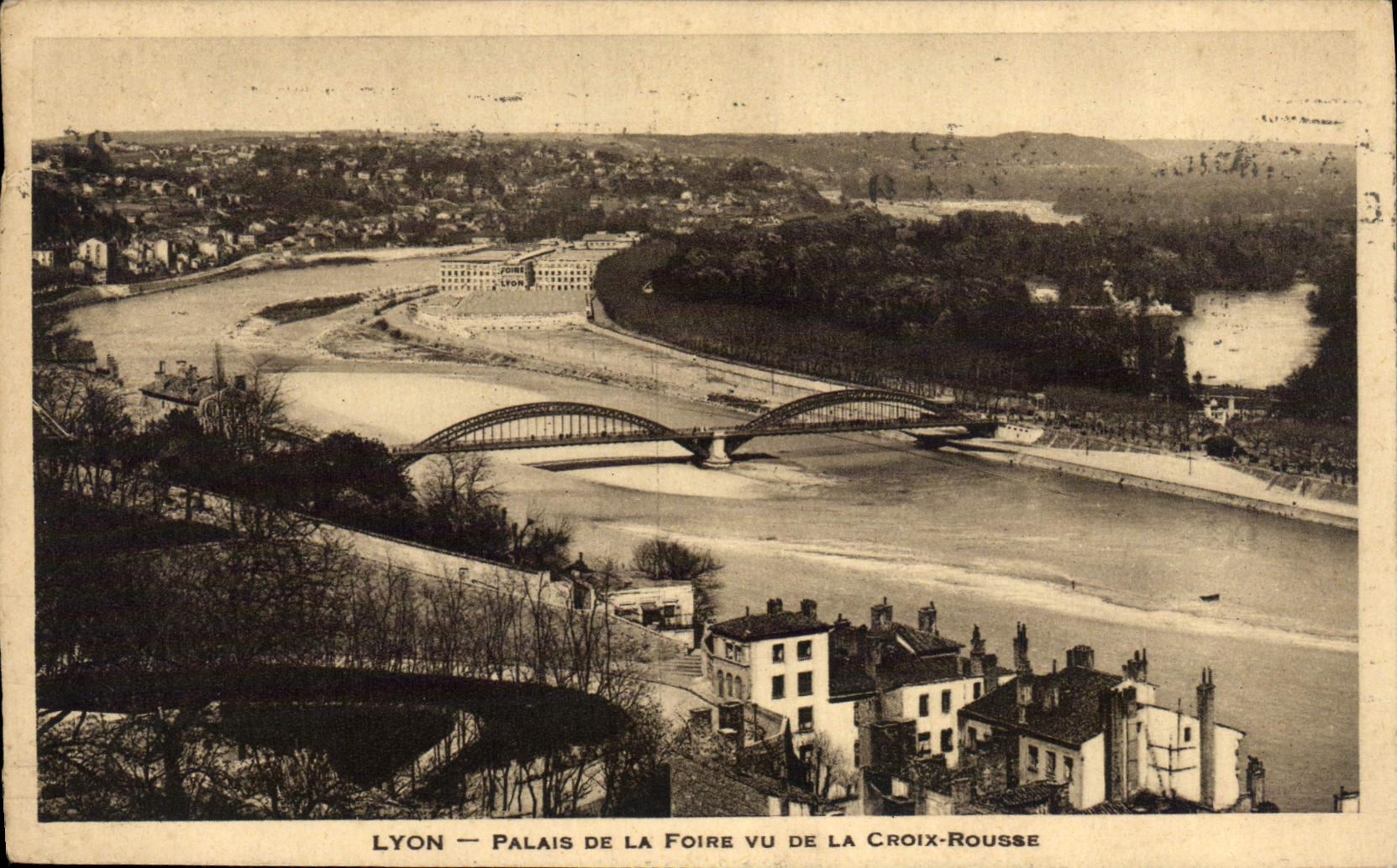 LYON — PALAIS DE LA FOIRE VU DE LA CROIX-ROUSSE — Éditeur : La Chance Nationale
