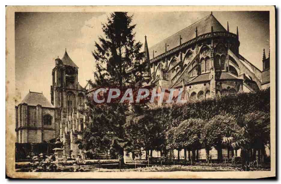 CPA Bourges La Cathedrale Vue du Jardin Public