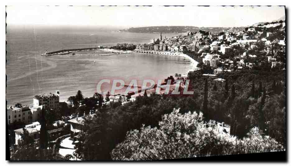 CPM Menton Vue generale prise de Garavan Dans le fond le Cap Martin