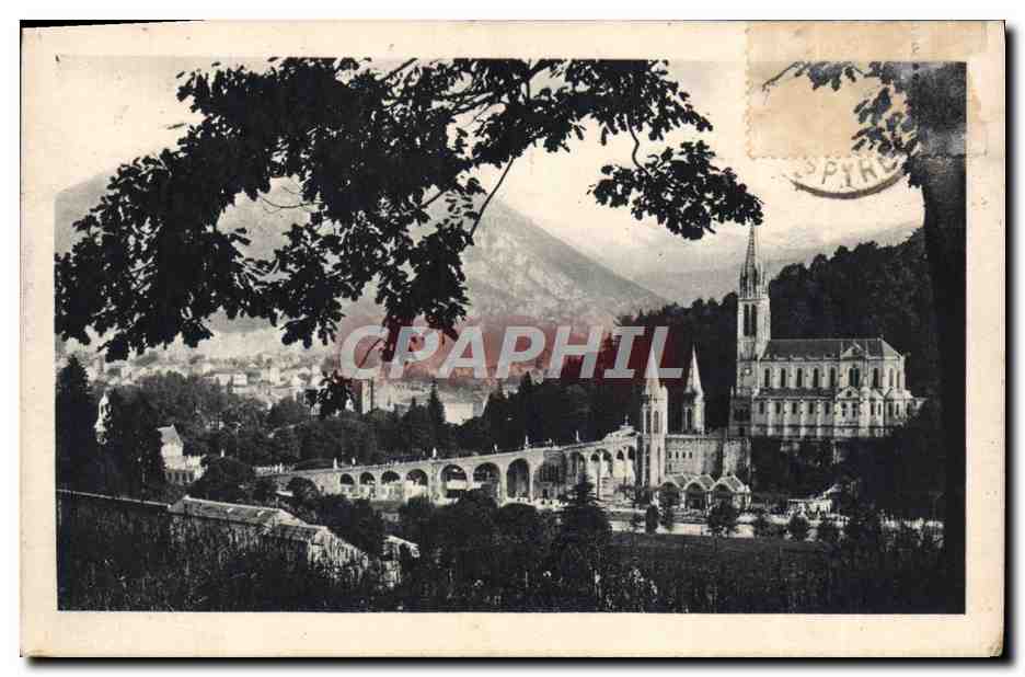 CPA Lourdes La Basilique et le Pic Du Jer