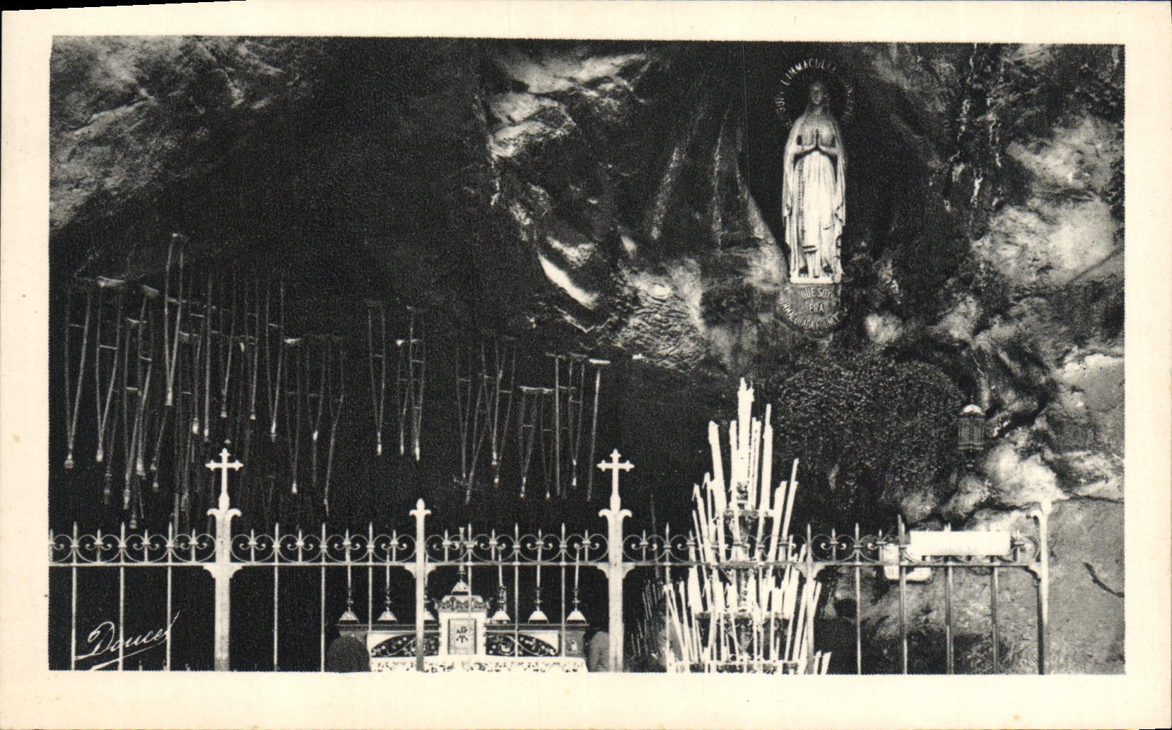 CPA Lourdes La Grotte Miraculeuse