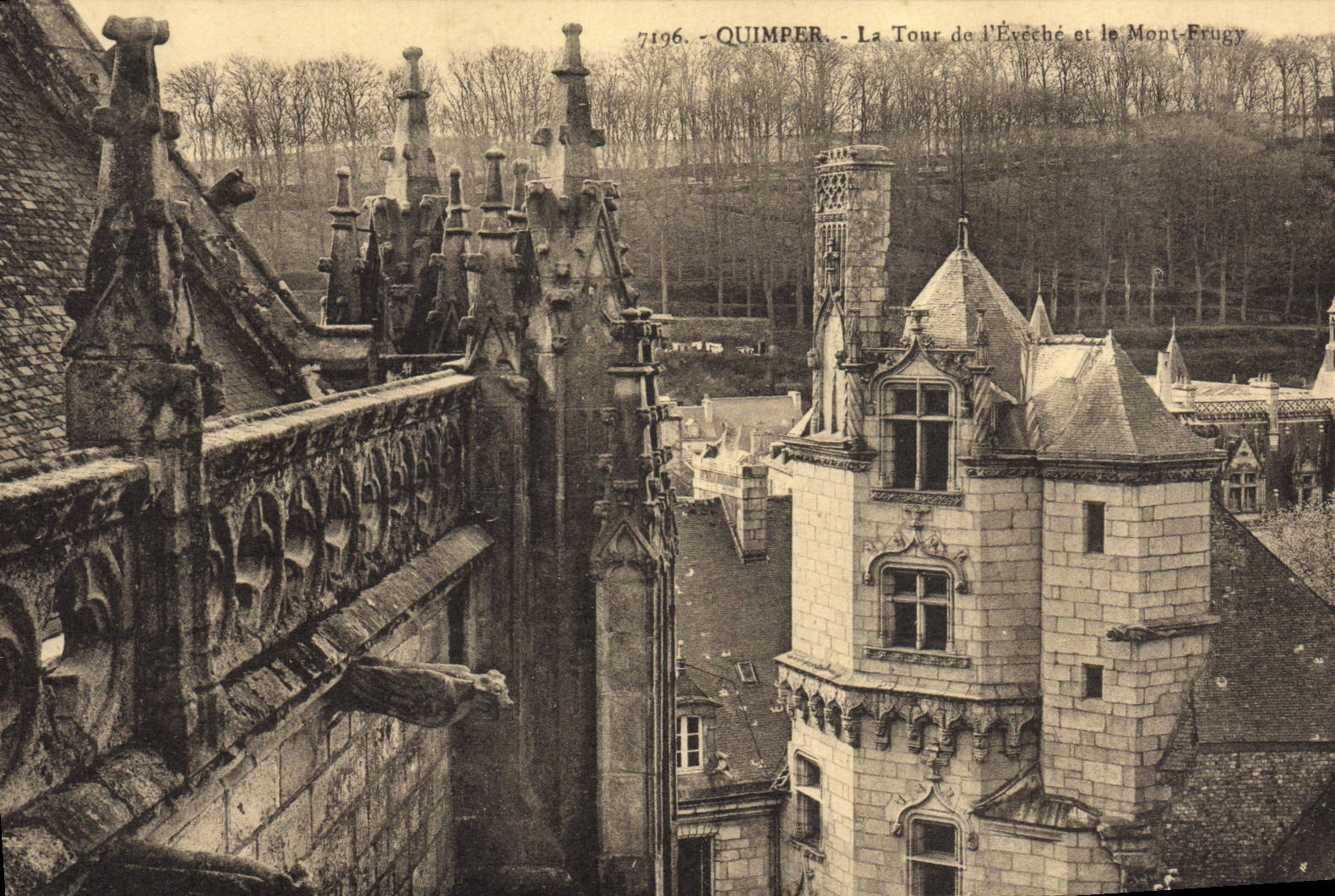 CPA Quimper La tour de l'eveche et le Mont Frugy