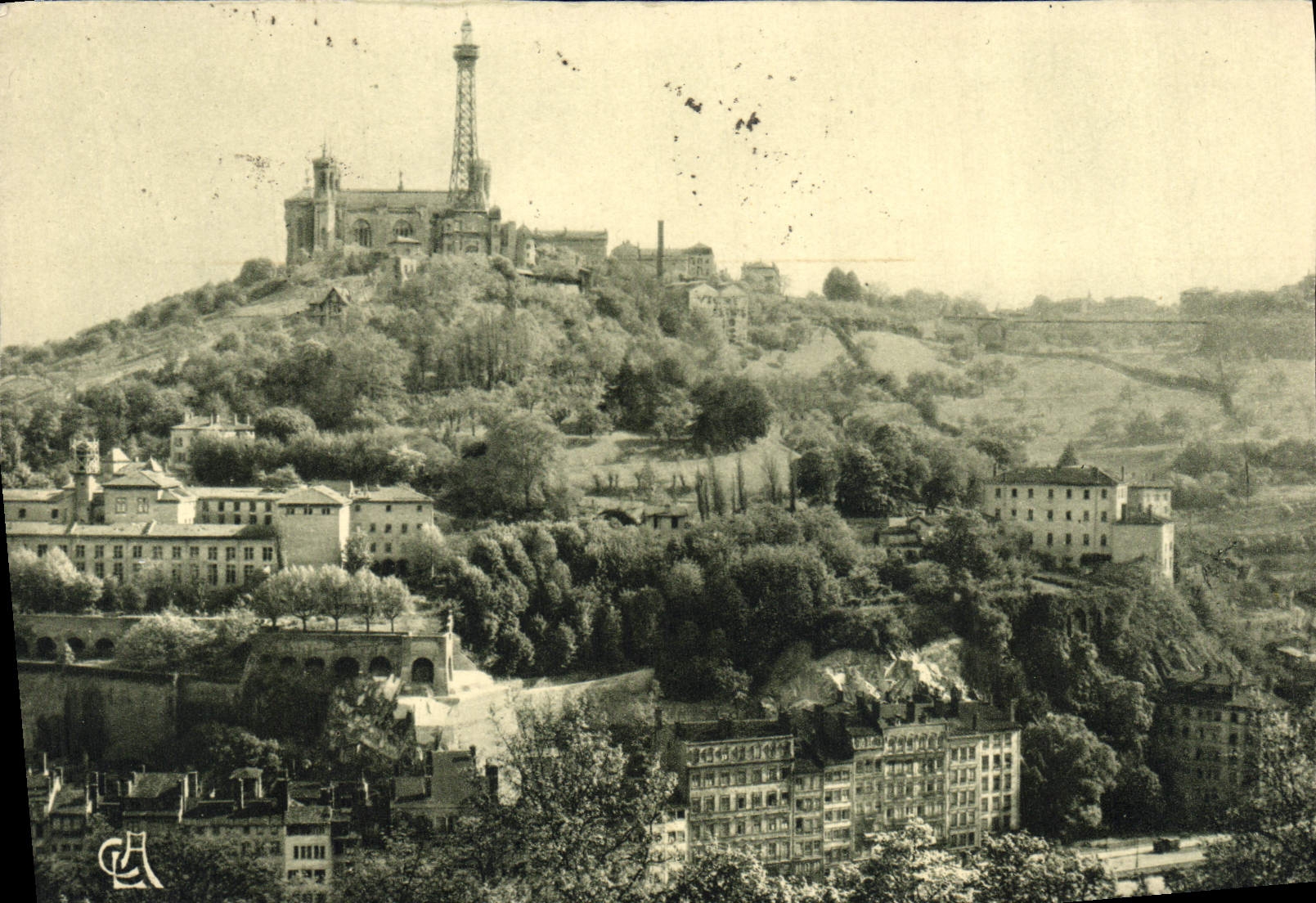 Colline de Fourvières — Vue de la Croix-Rousse — Édition G.-L. Arlaud, No 1107