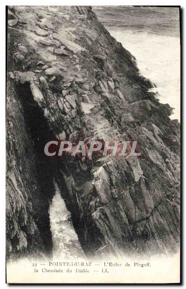 CPA Pointe Du Raz L'Enfer de Plogoff La cheminee du diable