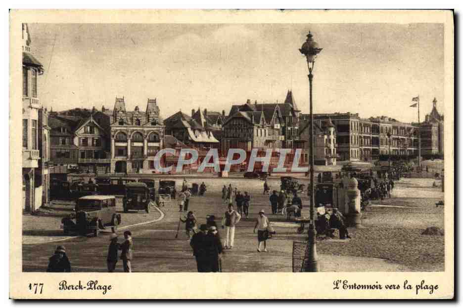 CPA Berck Plage L Entonnoir vers la Plage Automobile