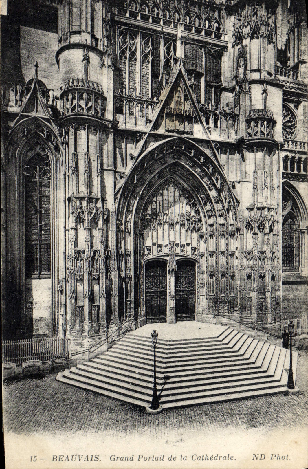 Beauvais — Grand Portail de la Cathédrale — ND Phot. n°15