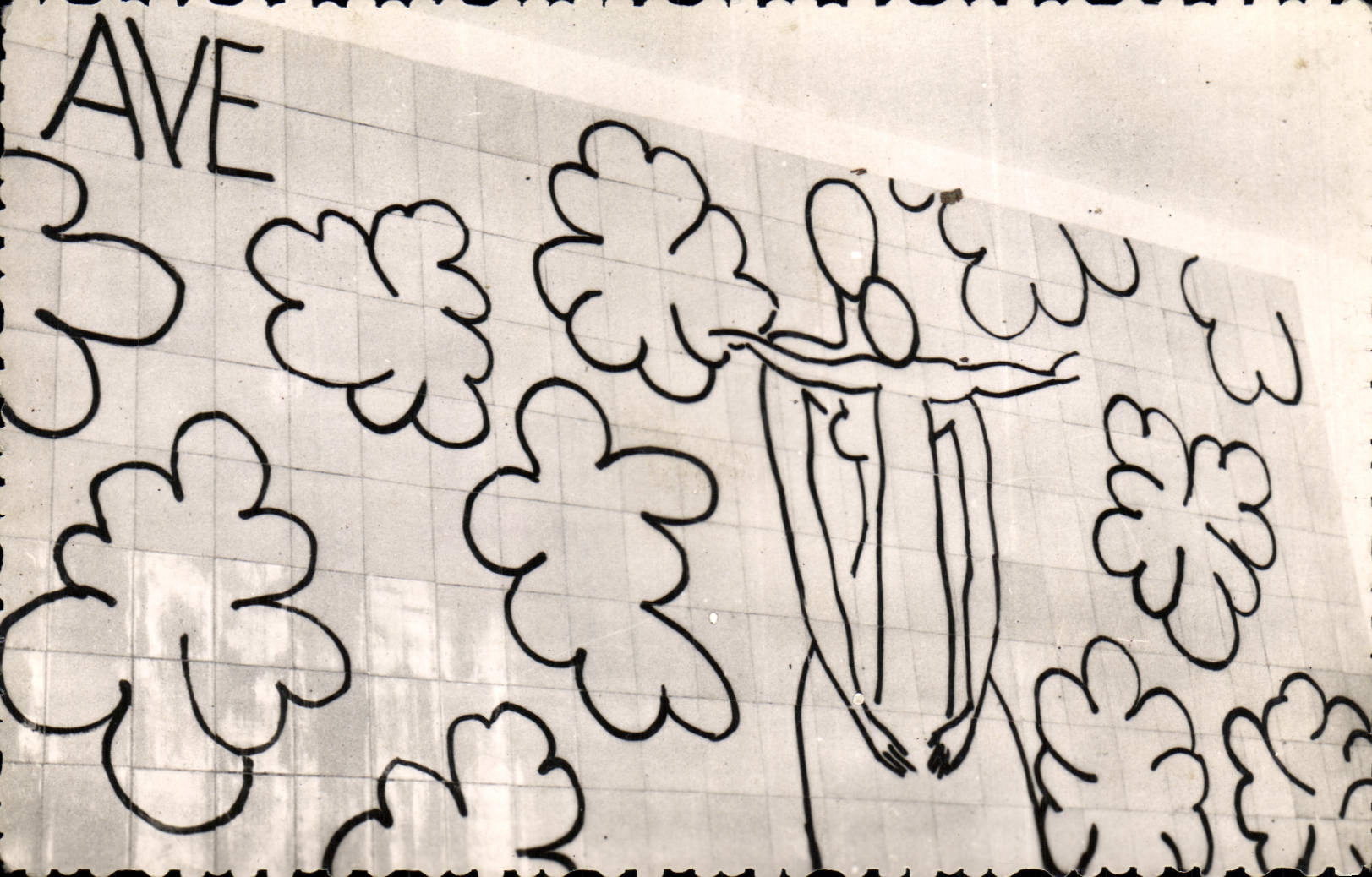 CPM Vence Chapelle du Rosaire realise par Matisse Grande fresque de l'Ave Maria 