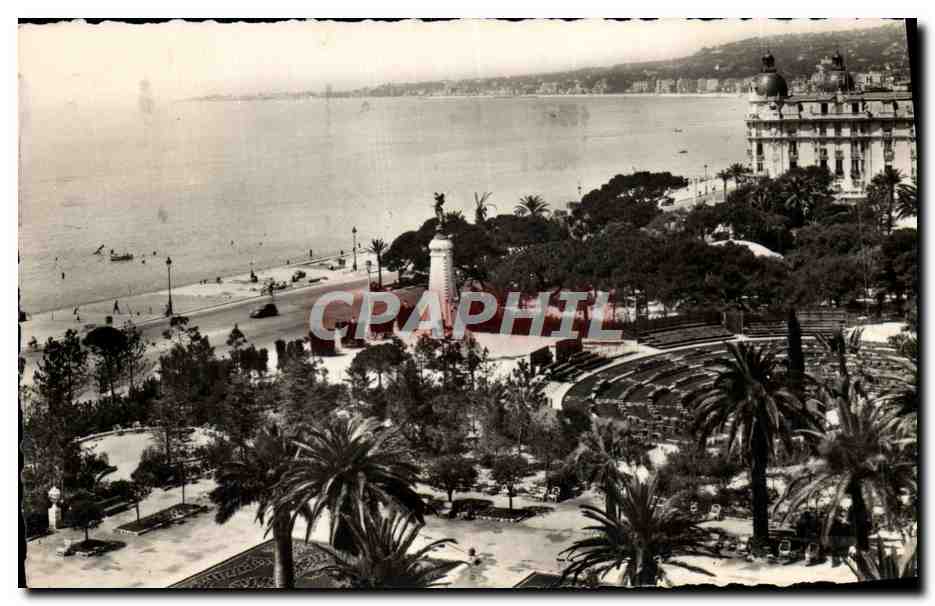 CPM Nice Le Monument du Centenaire et je Theatre de Verdure
