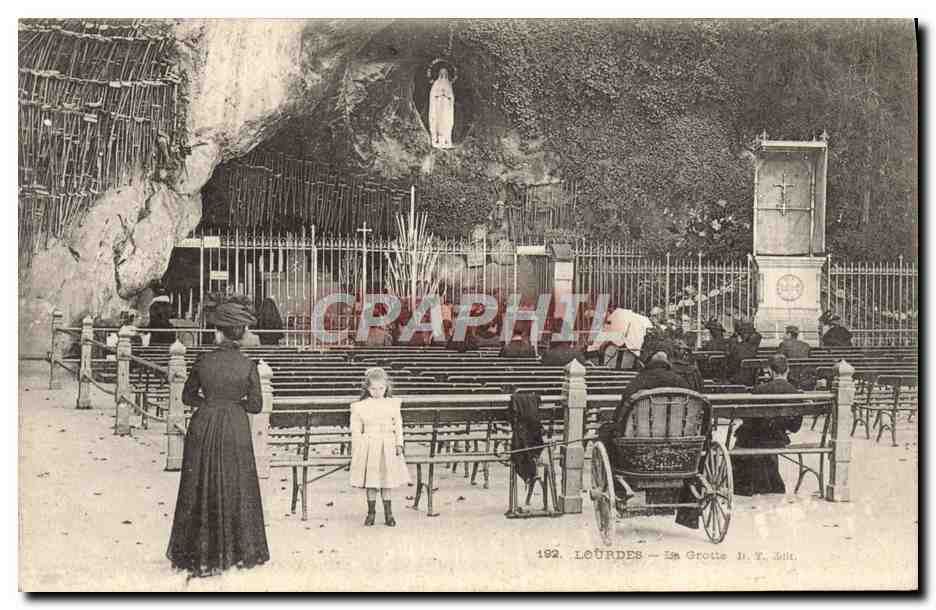 CPA Lourdes La Grotte