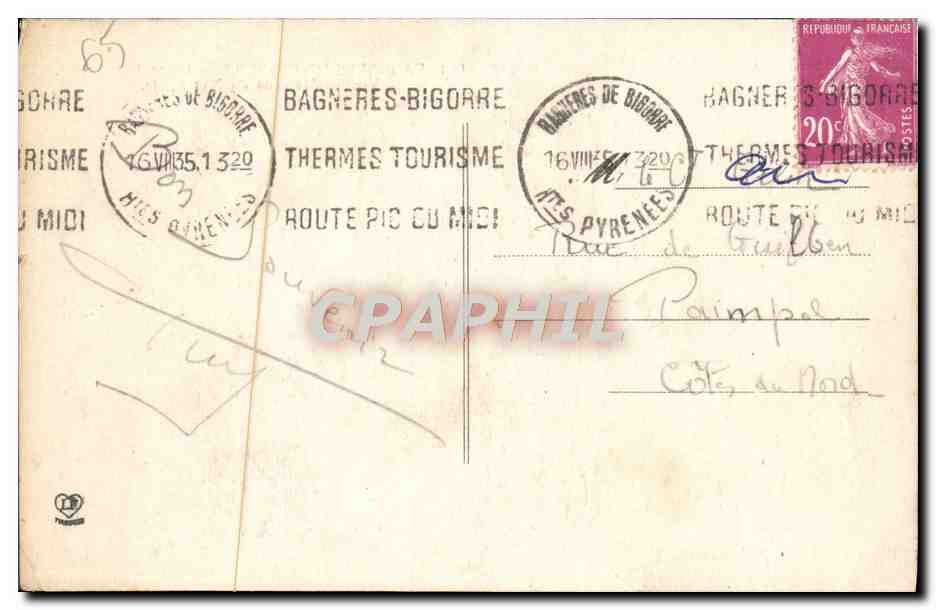 Bagnères-de-Bigorre - Platz Strasbourg. Alte Häuser aus dem 16. Jahrhundert. — Rückseite