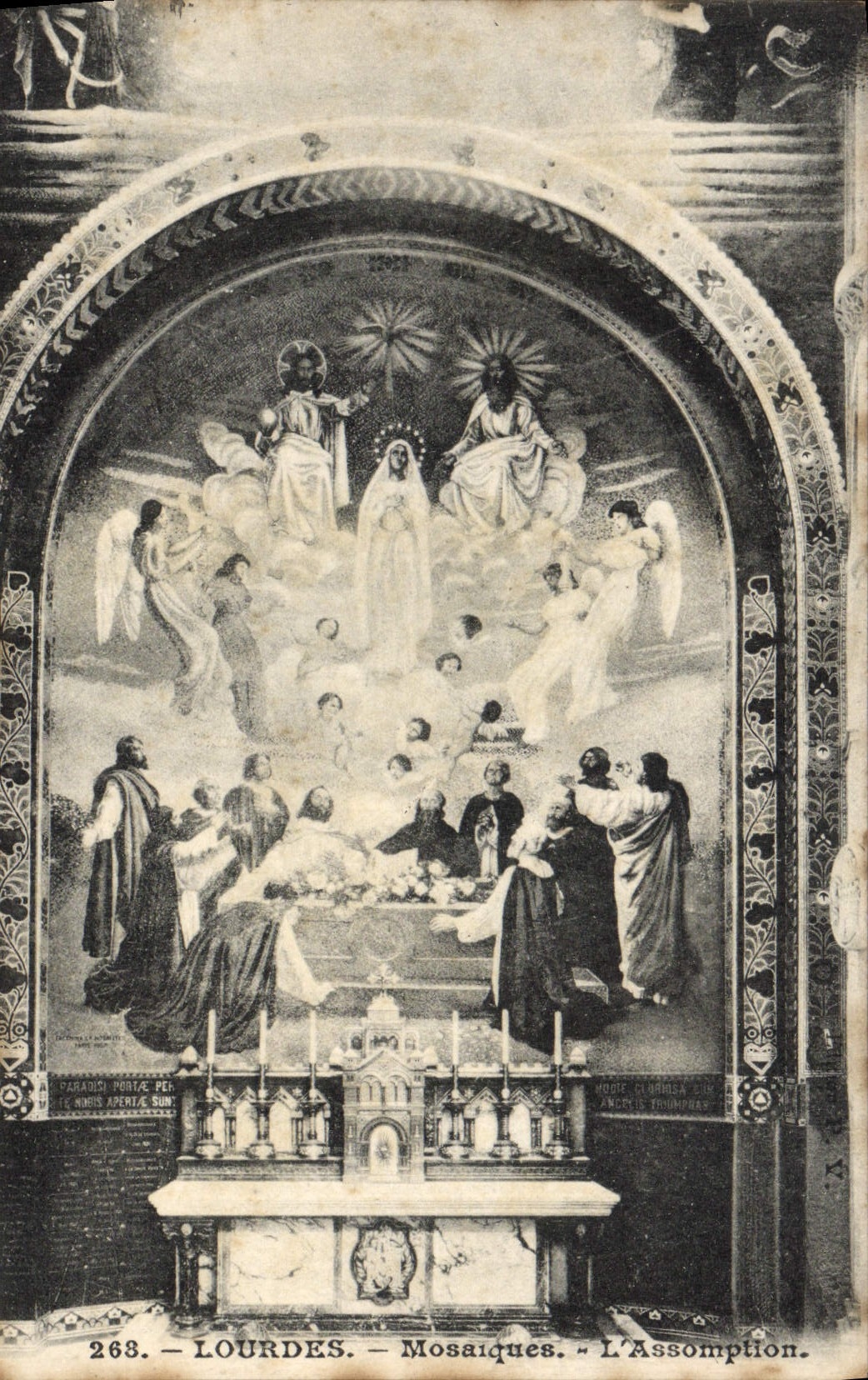 Lourdes — Mosaïques — L'Assomption