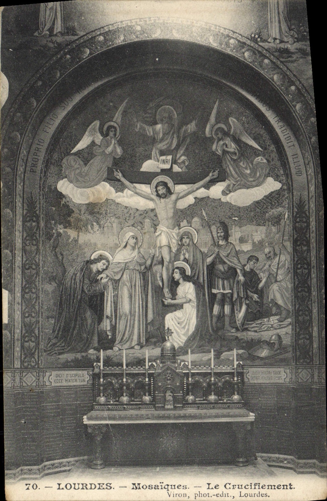 CPA Lourdes Mosaiques Le Crucifiement Christ