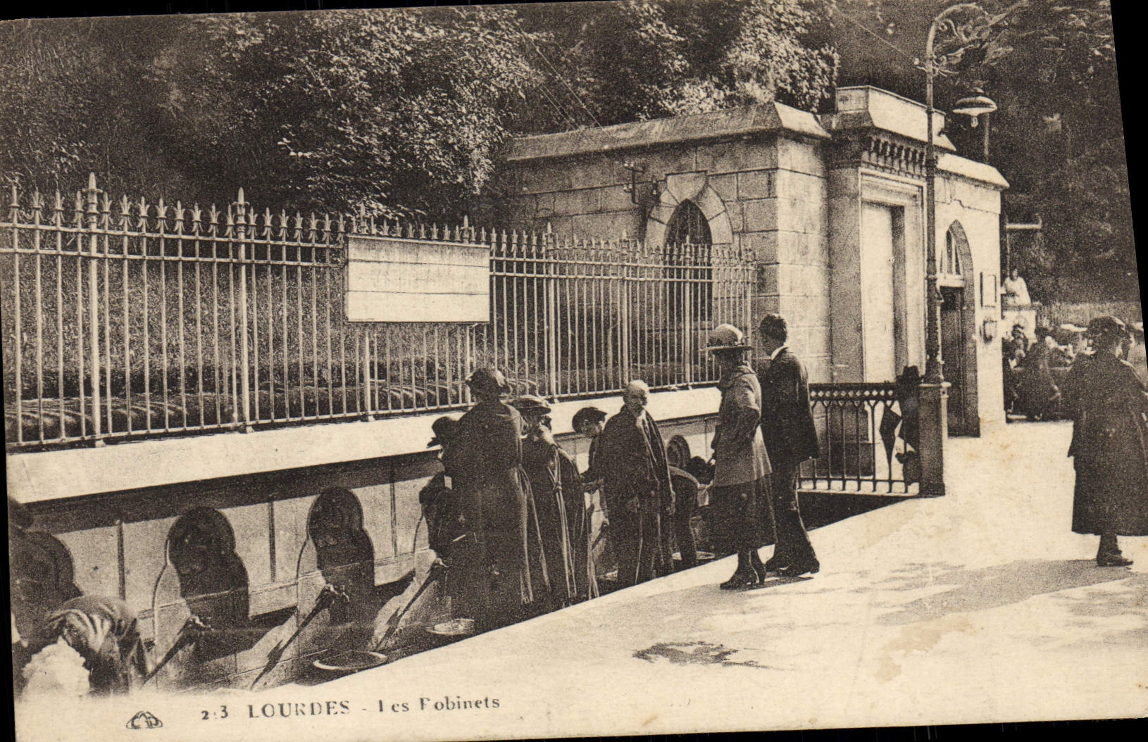 CPA Lourdes Les robinets
