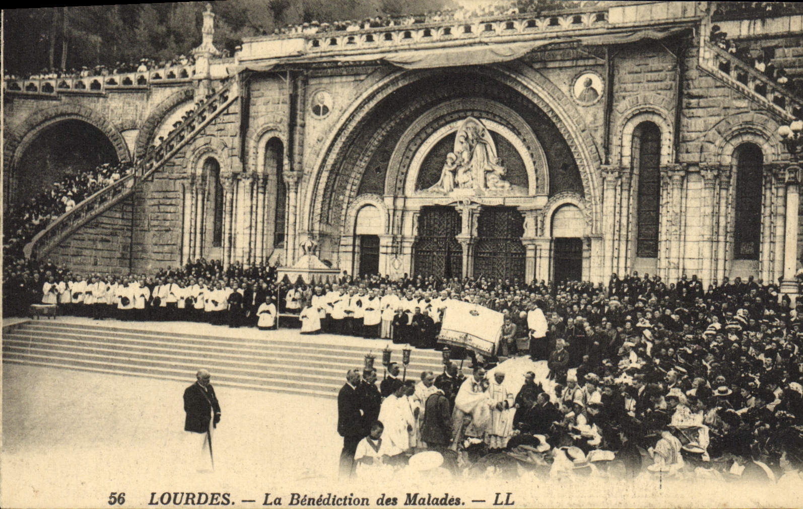 Lourdes — La Bénédiction des Malades — LL