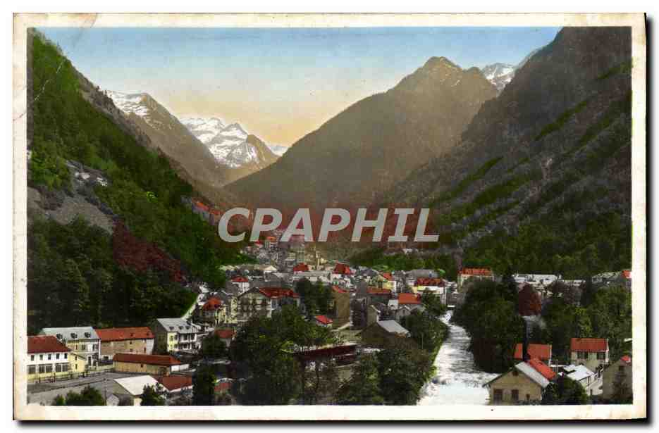 CPM Cauterets Vue Generale Prise du Mamelon Vert