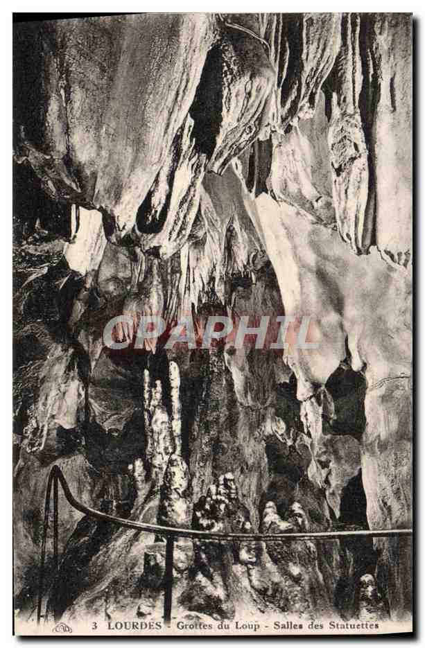 CPA Lourdes Grottes du Loup Salles des statuettes