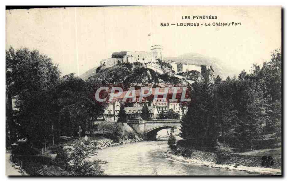 CPA Lourdes Le Chateau Fort 