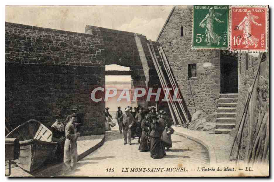 CPA Le Mont Saint Michel L'Entree du Mont