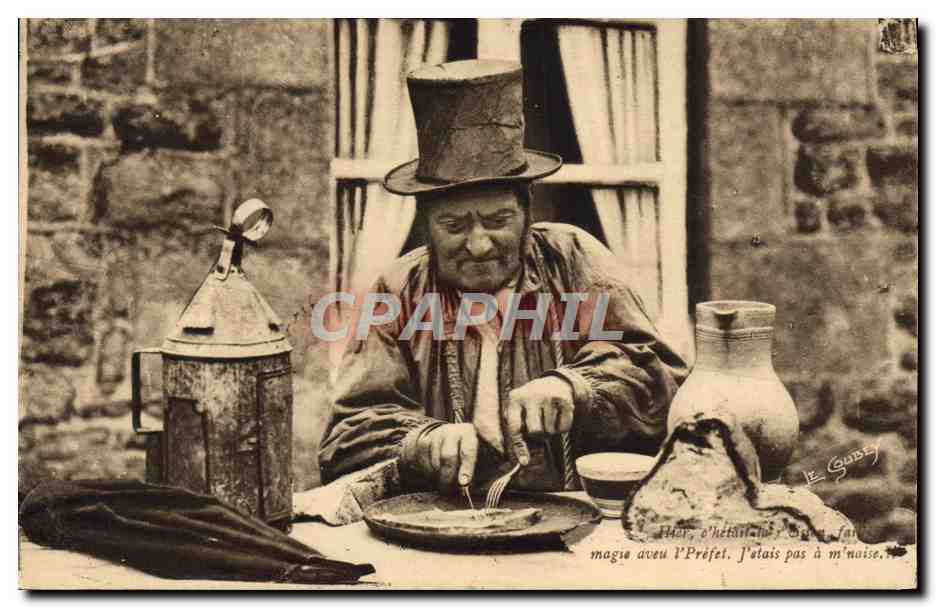 CPA La Normandie Homme Folklore