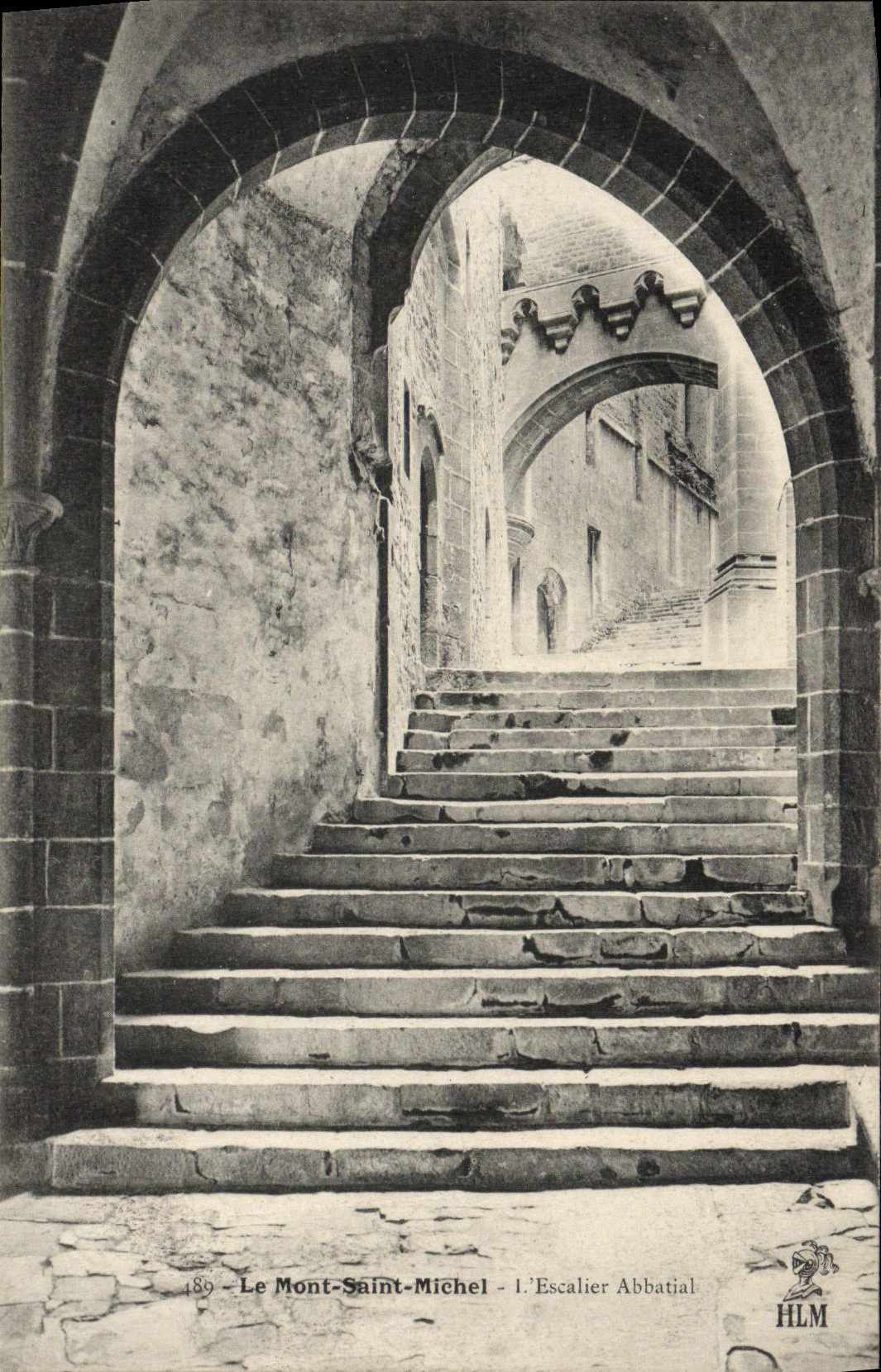 CPA Le Mont Saint Michel L'escalier abbatial
