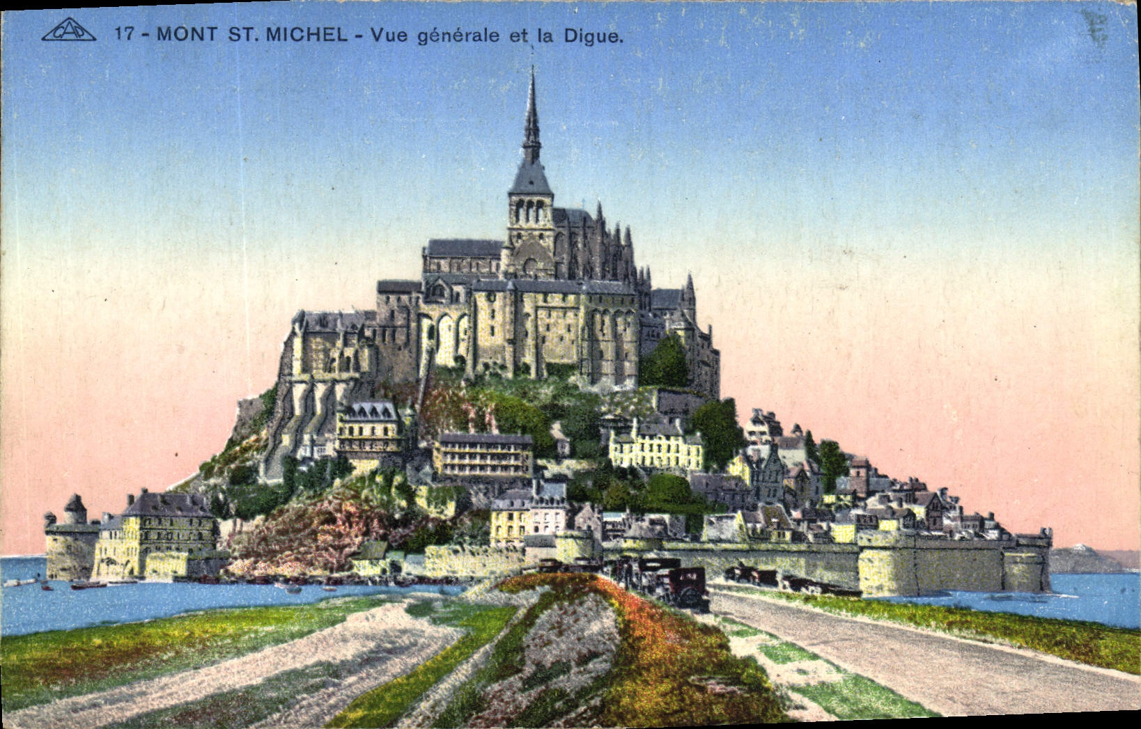 CPA Mont St Michel Vue Generale et la digue