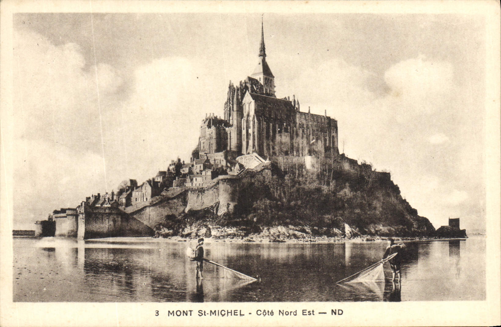 CPA Mont St Michel Cote Nord Est Peche Pecheur