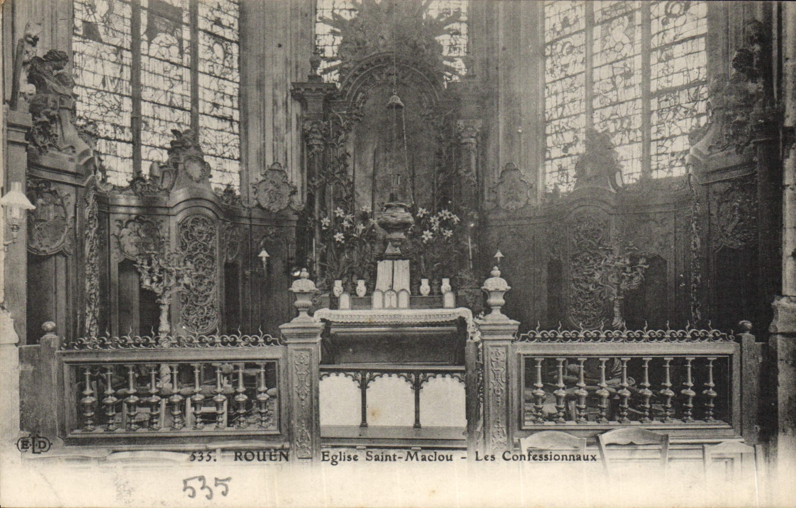 CPA Rouen L'Eglise Saint Maclou Les Confessionnaux