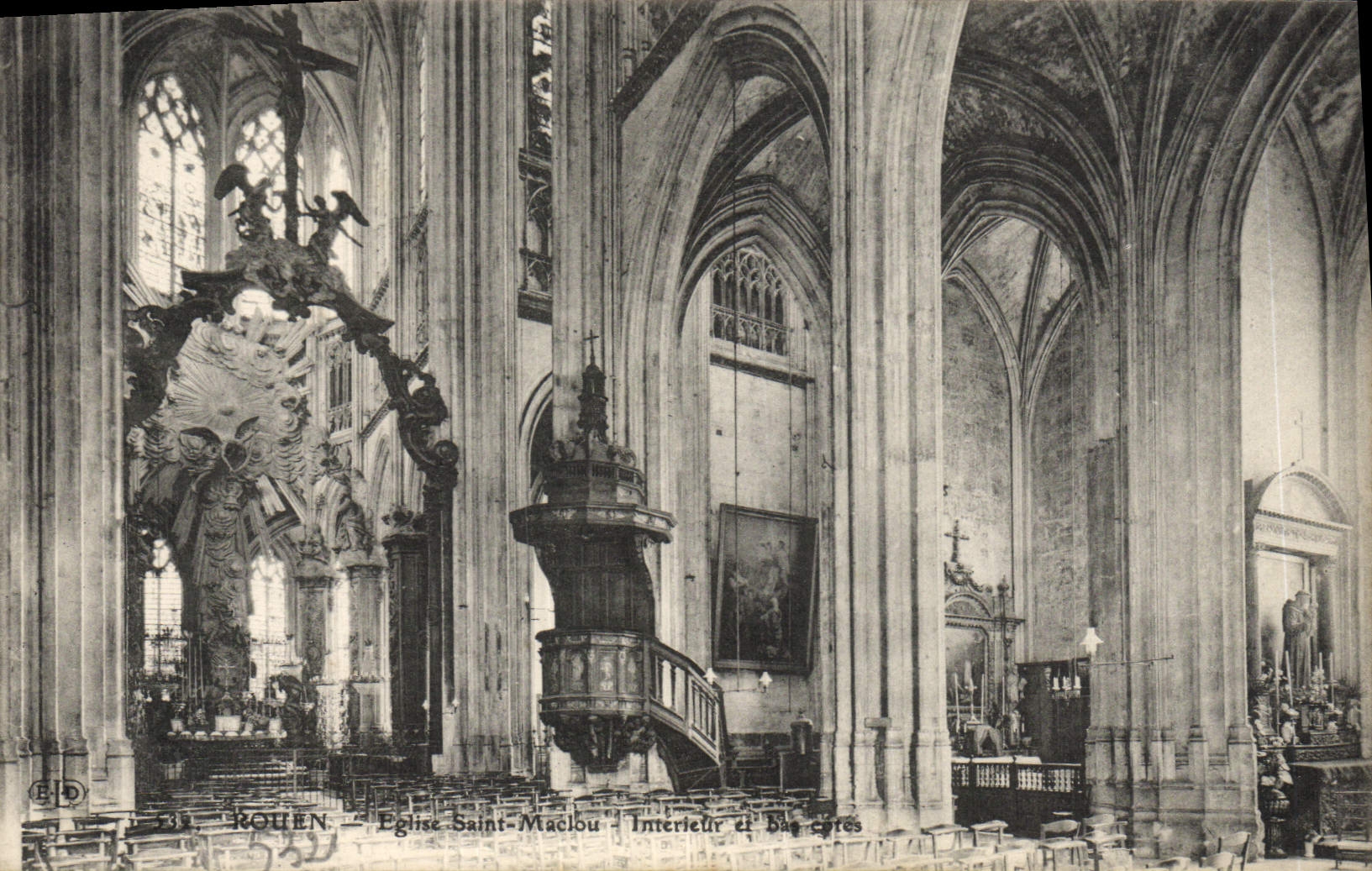 CPA Rouen L'Eglise Saint Maclou Interieur et bas cotes