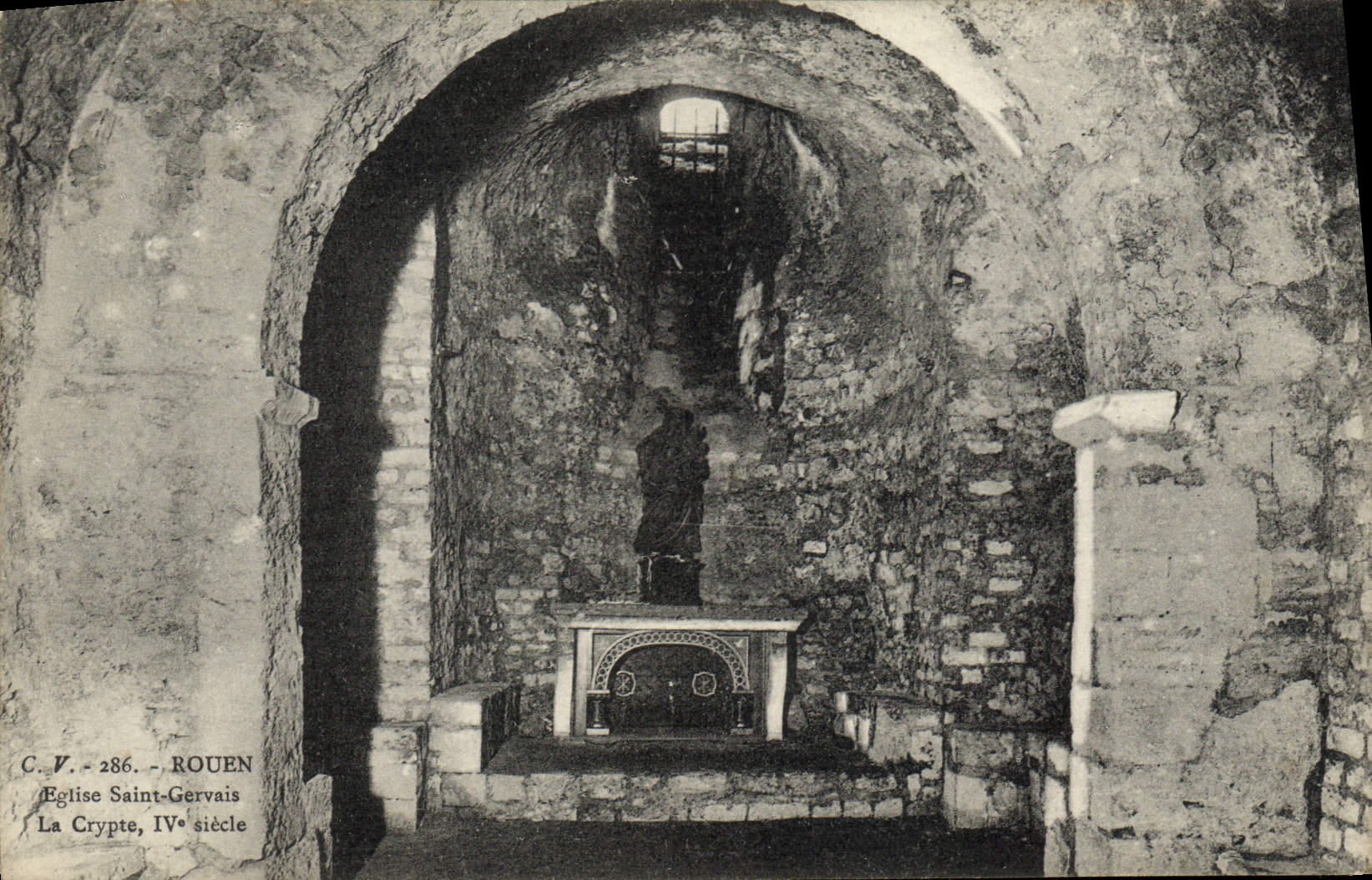 CPA Rouen Eglise Saint Gervais La crypte 