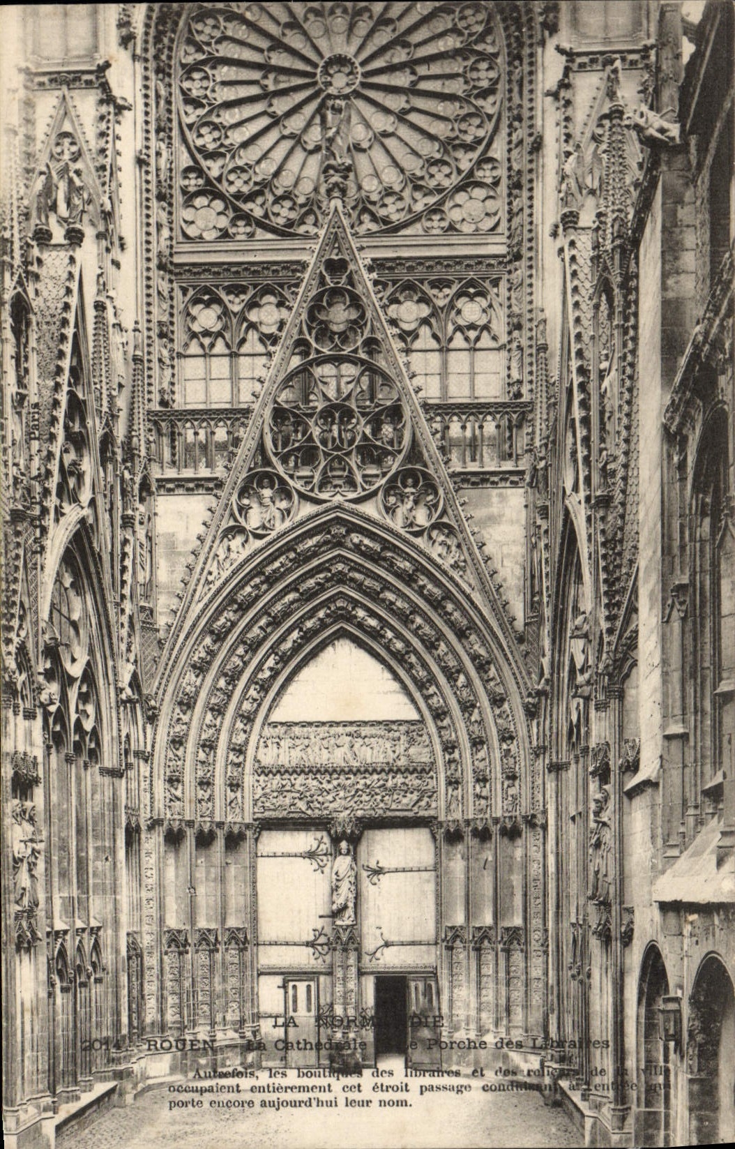 CPA Rouen Cathedrale Porche des libraires