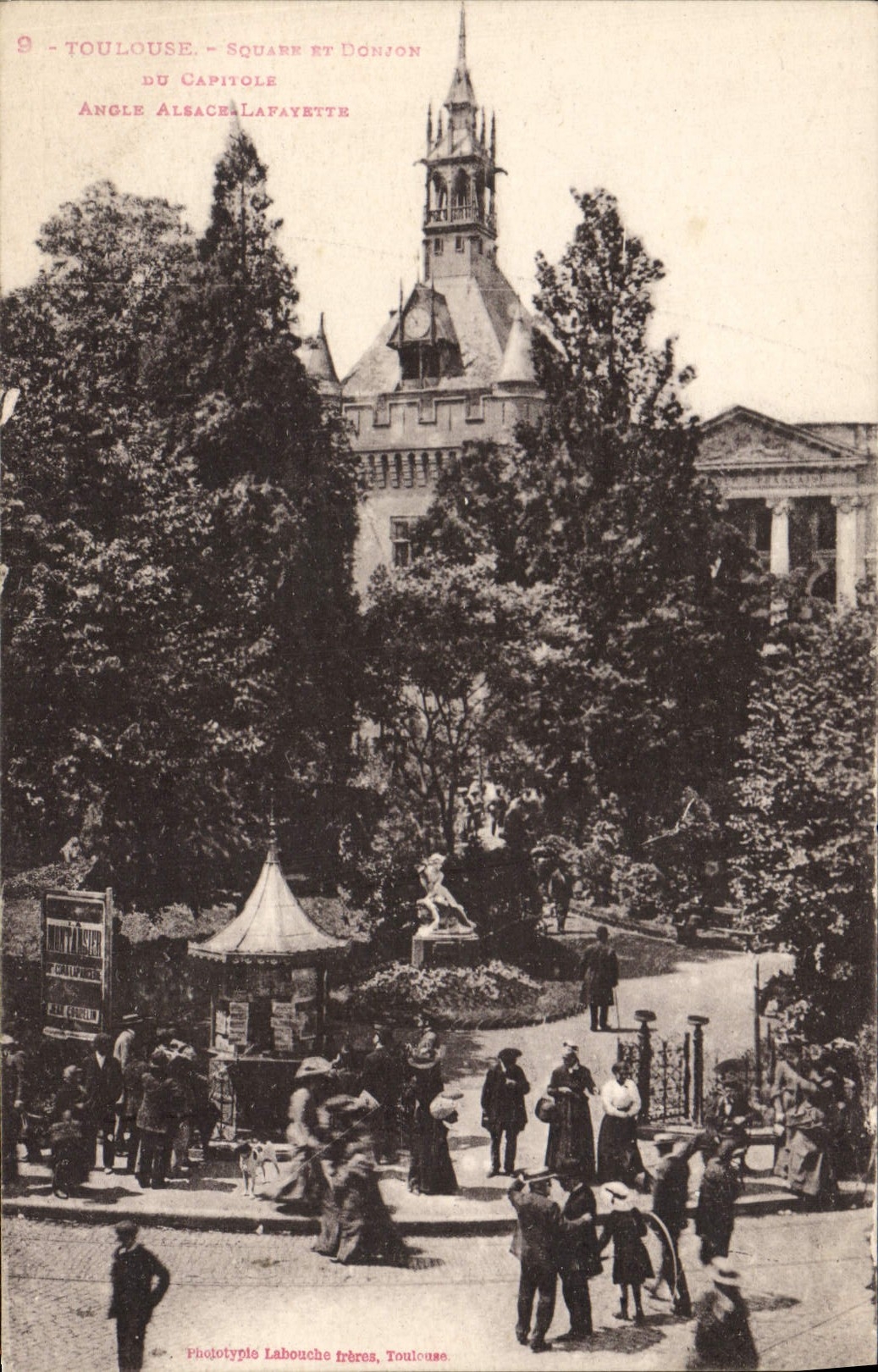 Toulouse - Square et Donjon du Capitole, angle Alsace-Lafayette