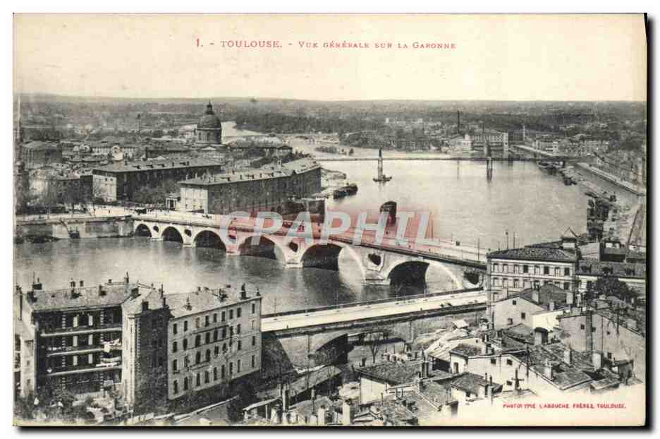 CPA Toulouse Vue Generale Sur La Garonne