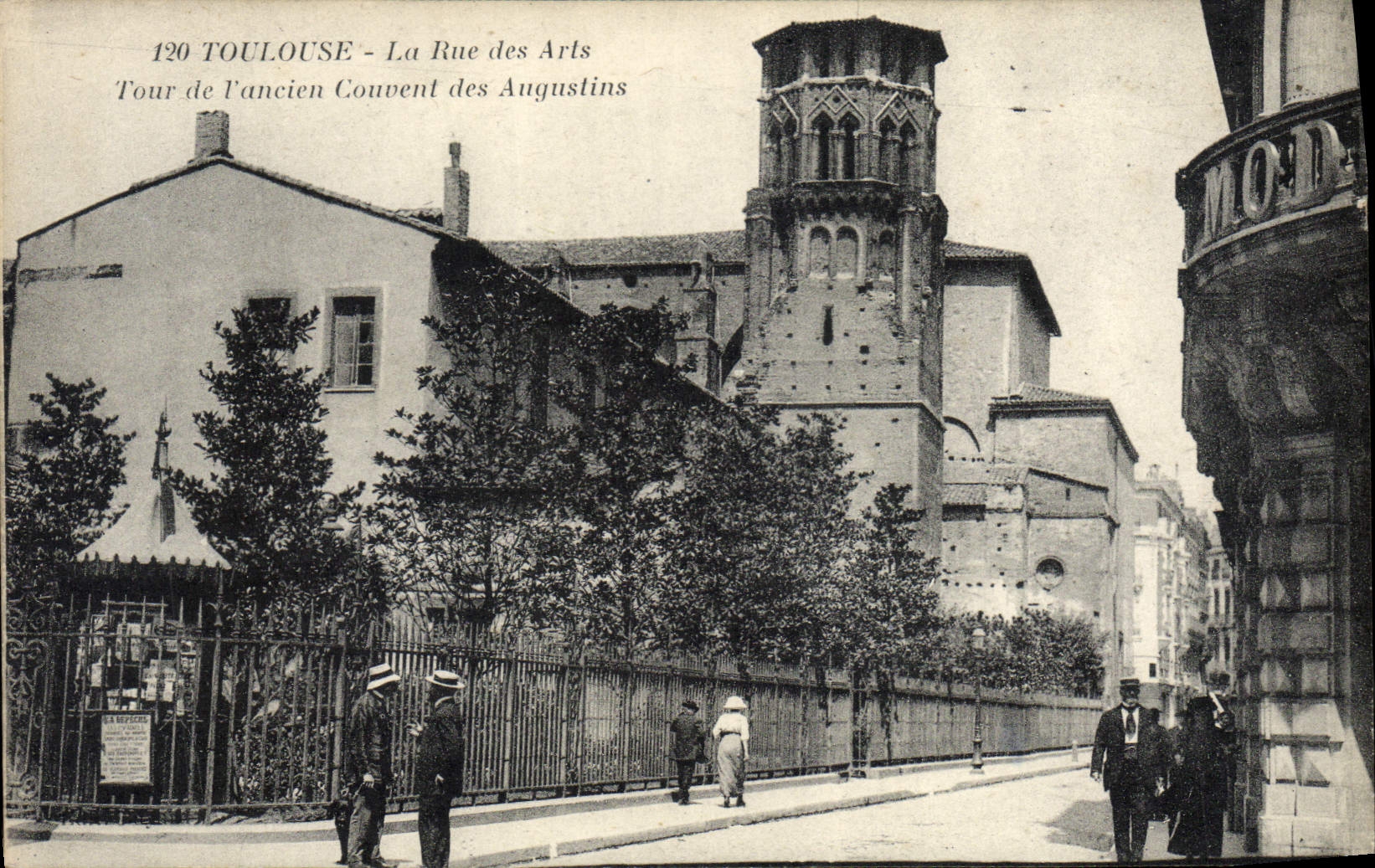 CPA Toulouse La Rue des Arts Tour de L'ancien Couvent des Angustins