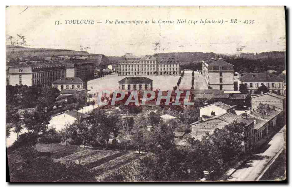 CPA Toulouse Vue Panoramique de la Caserne Niel 14eme Infanterie Militaria