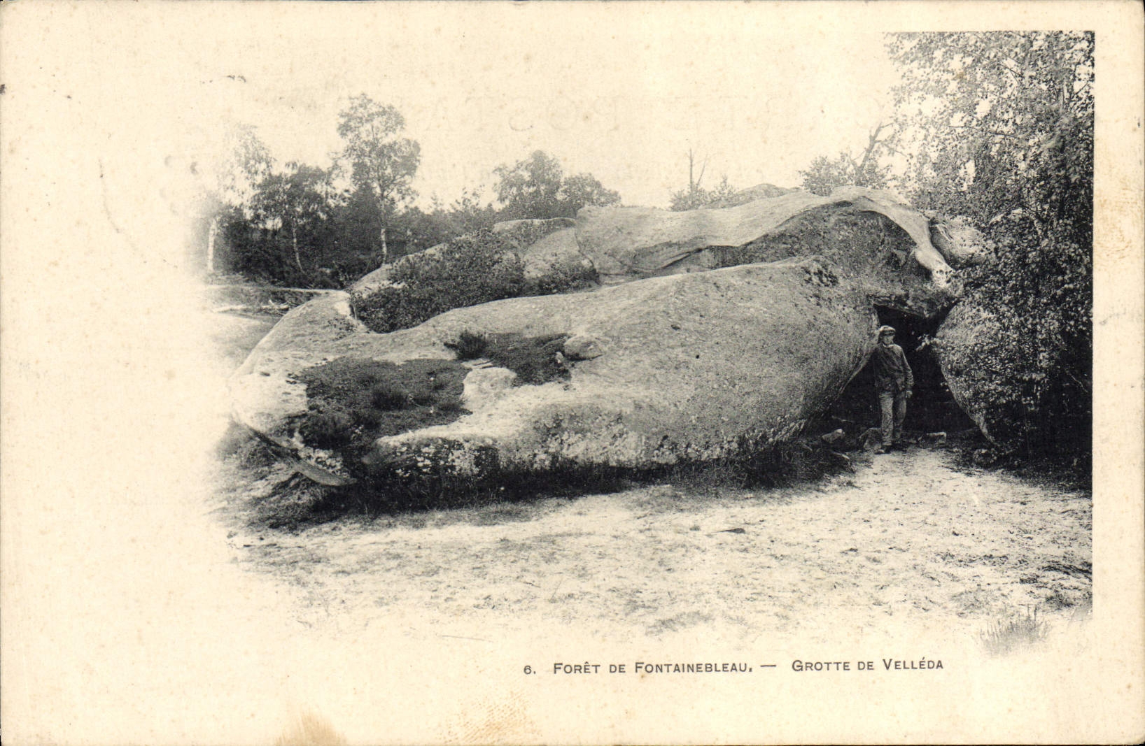 Fontainebleau Forest — Velléda Cave — publisher H. Béguin & Cie, n°6