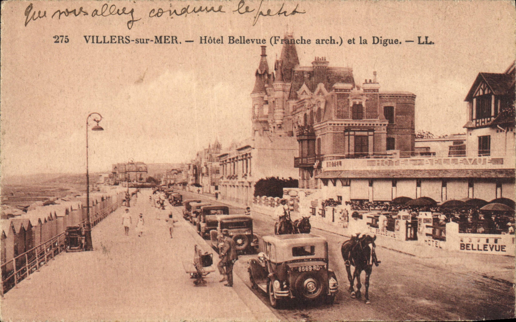 Villers-sur-Mer — Hôtel Bellevue (Franche-arch.) et la Digue — LL. — n° 275