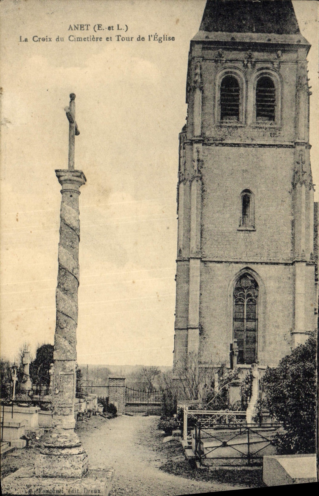 Anet (E.-et-L.) — Ansicht der Kirchhofskreuzes und Kirchturms — Verlag: H. Hamon, Édit. Dreux