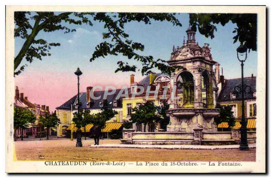 Châteaudun (Eure-&-Loir) — La Place du 18-Octobre — La Fontaine.
