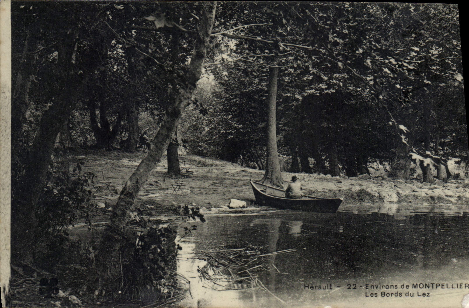CPA Environs de Montpellier Les Bords du Lez Bateau Barque