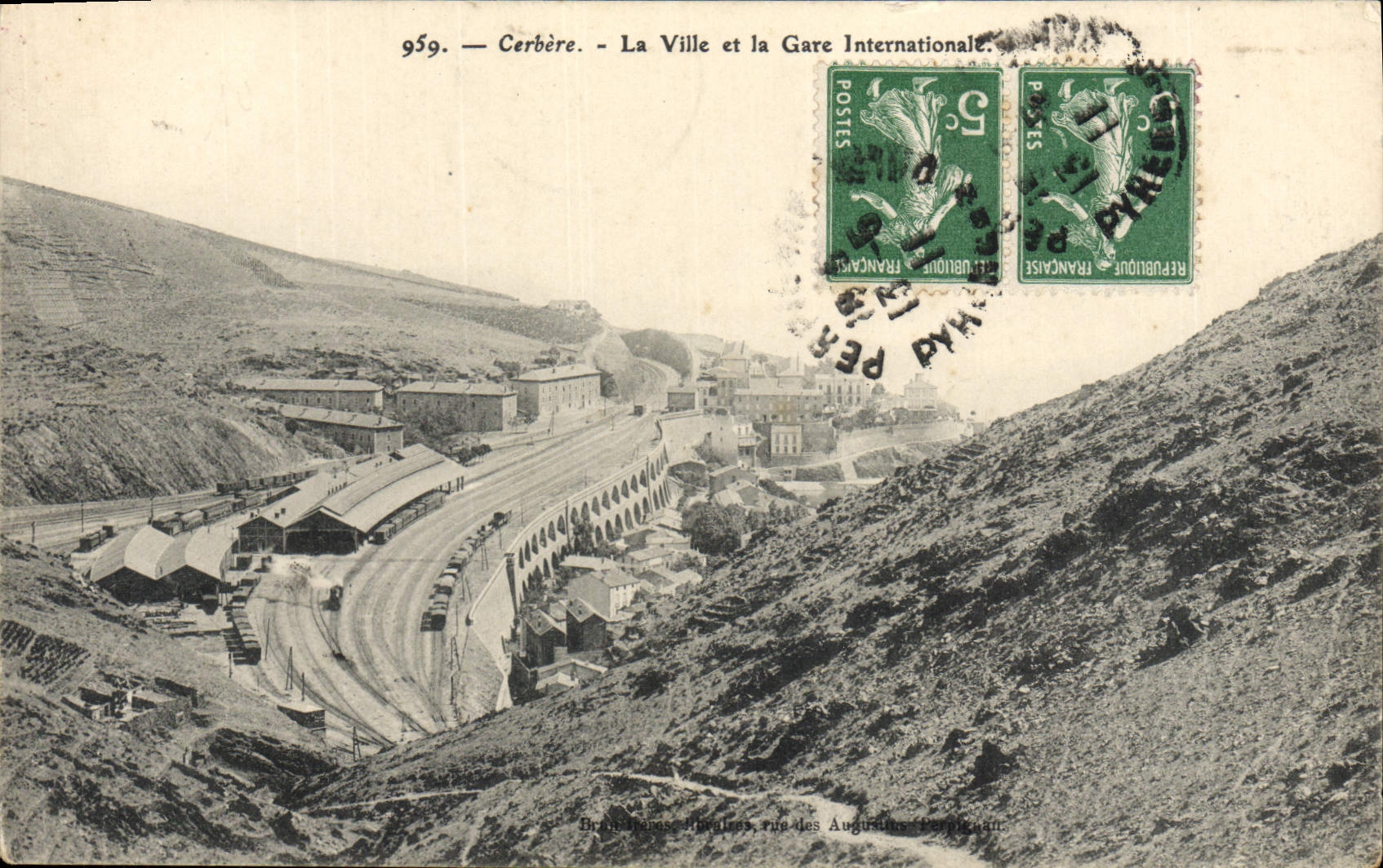 CPA Cerbere La Ville et la Gare Internationale