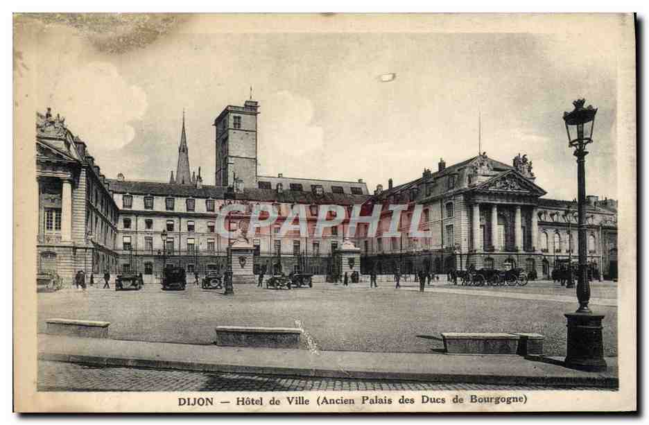 CPA Dijon Hotel de Ville Ancien palais des ducs de Bourgogne