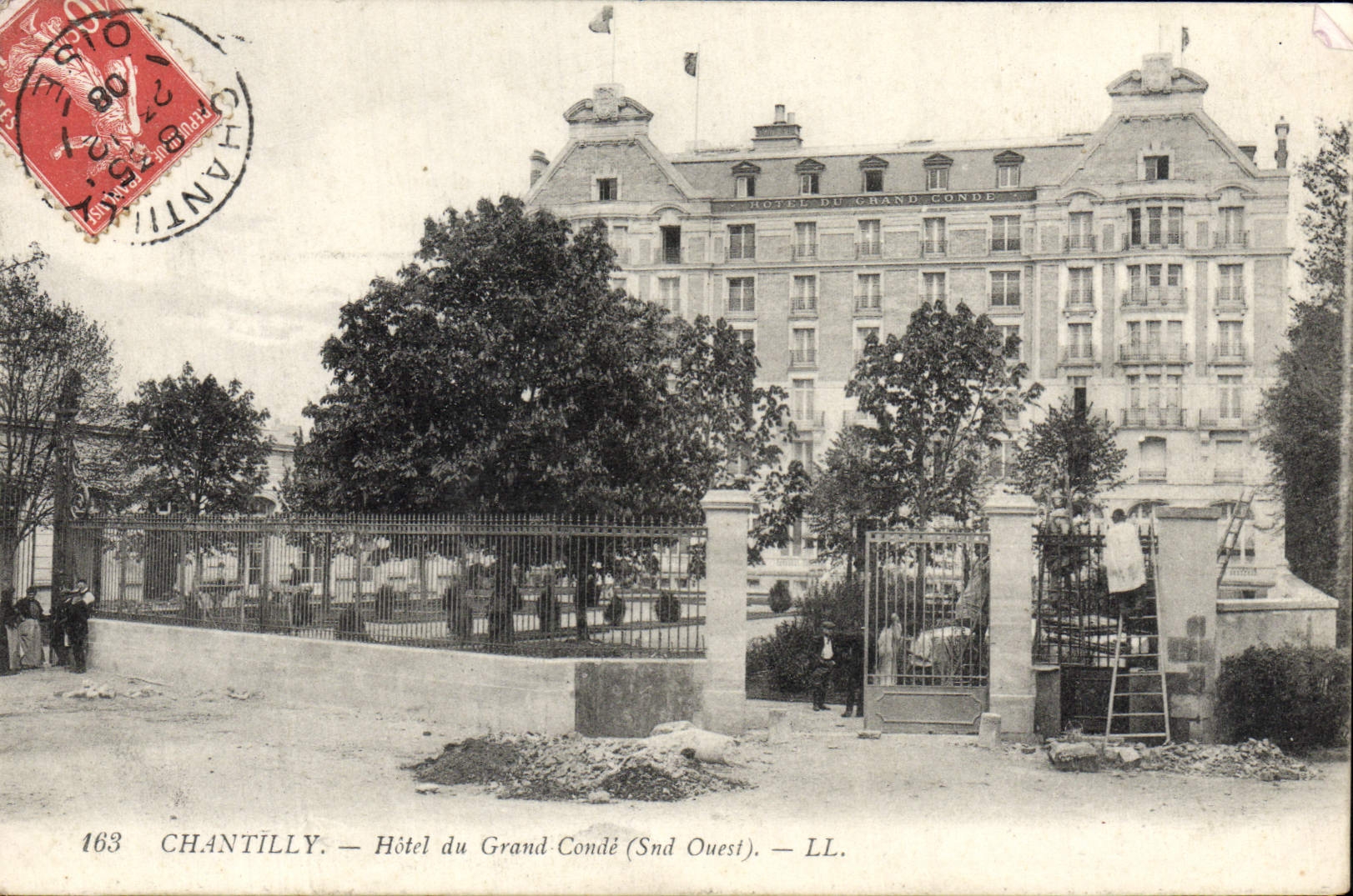 Chantilly — Hôtel du Grand-Condé (Snd Ouesti) — LL.