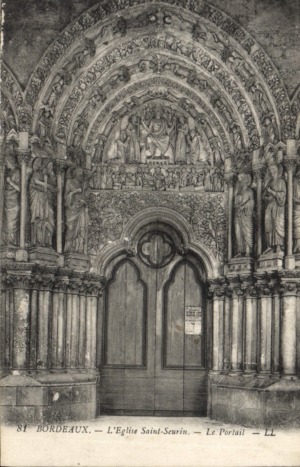 CPA Bordeaux L'Eglise Saint Seurin Le portail