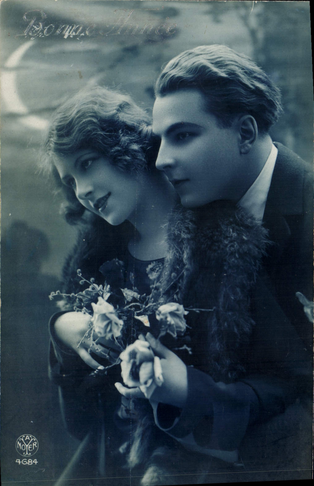 Couple — Bonne Année — Noyer 4684